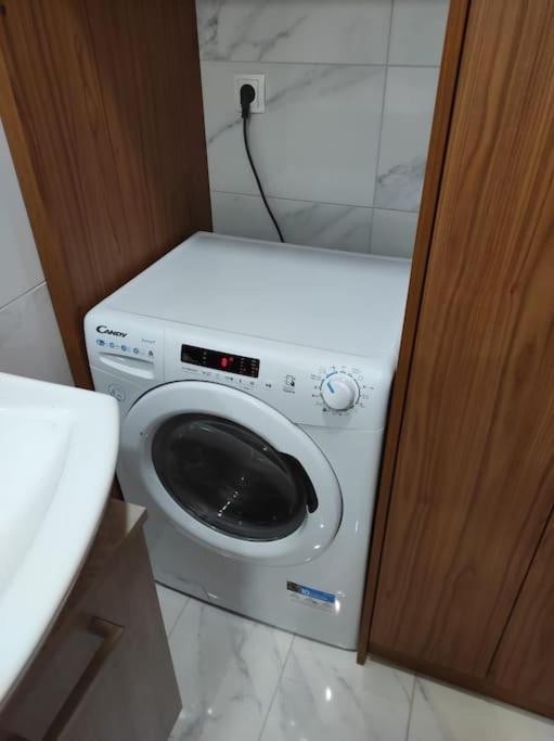 Studio Apartment With All Amenities In Kolonaki Афины Экстерьер фото
