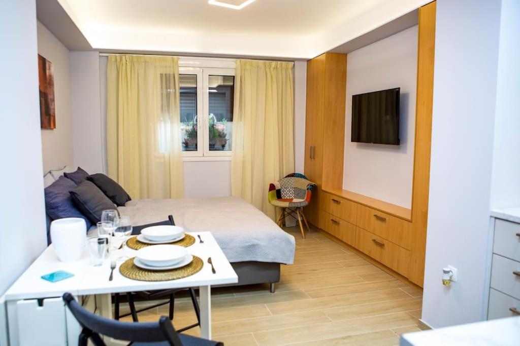Studio Apartment With All Amenities In Kolonaki Афины Экстерьер фото