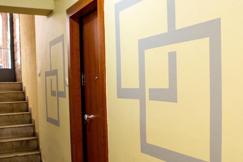 Studio Apartment With All Amenities In Kolonaki Афины Экстерьер фото