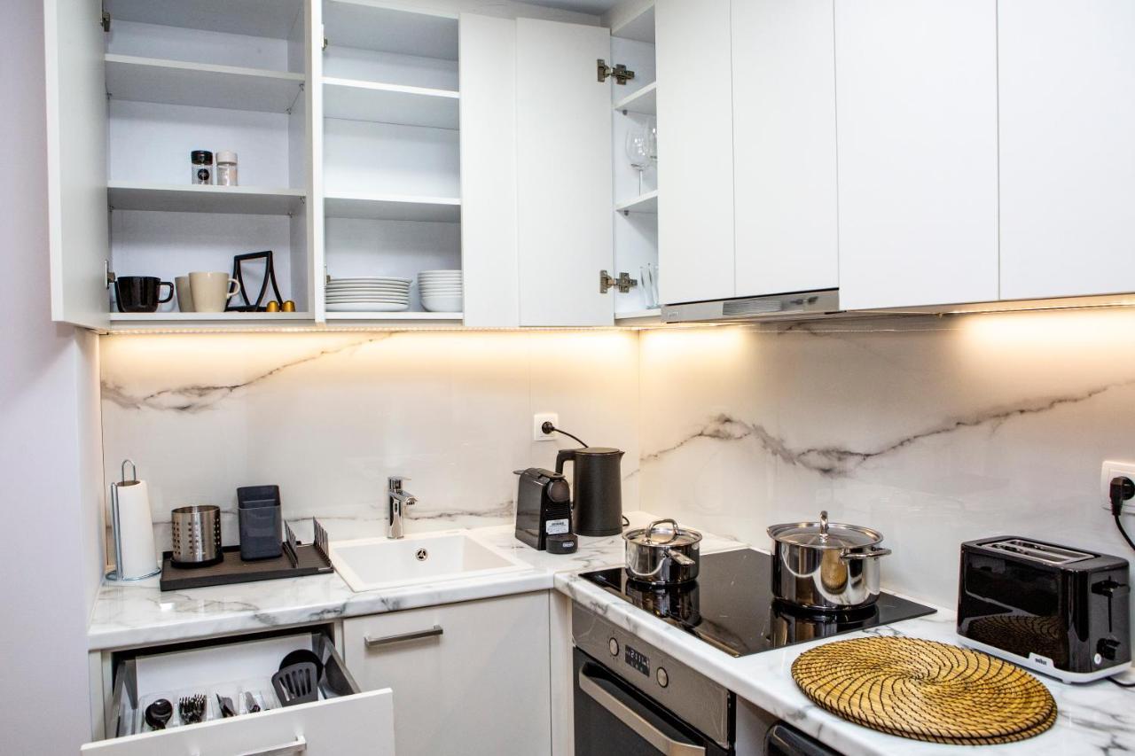 Studio Apartment With All Amenities In Kolonaki Афины Экстерьер фото